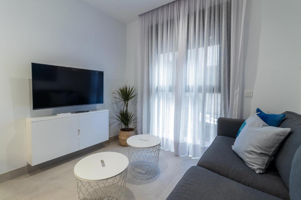شقة Flatguest Viriato - Wifi - Ac - Terraza Compartida لاس بالماس دي غران كاناريا المظهر الخارجي الصورة