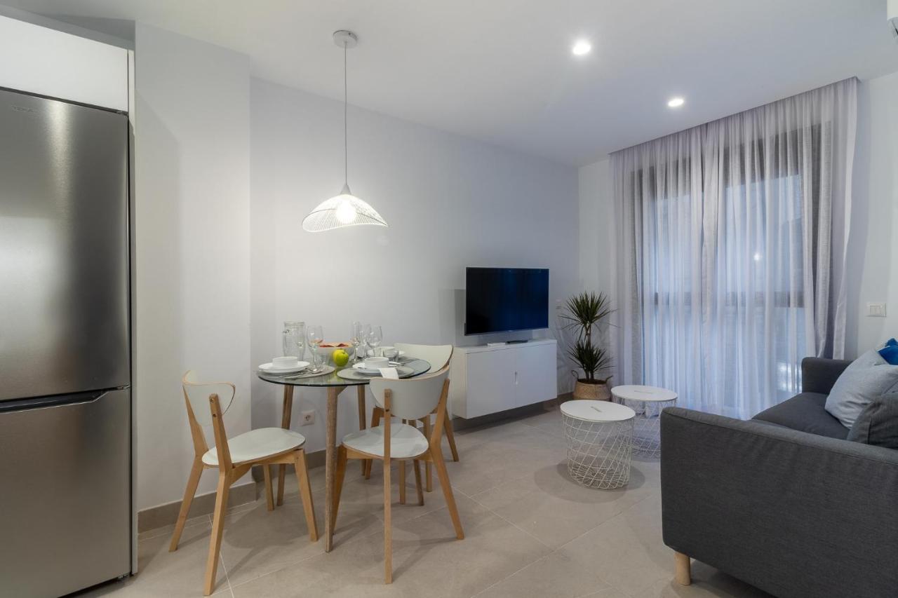 شقة Flatguest Viriato - Wifi - Ac - Terraza Compartida لاس بالماس دي غران كاناريا المظهر الخارجي الصورة