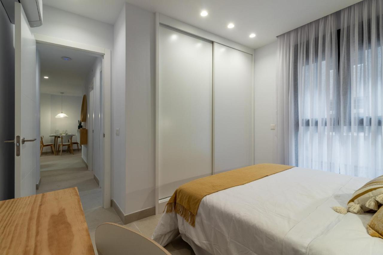 شقة Flatguest Viriato - Wifi - Ac - Terraza Compartida لاس بالماس دي غران كاناريا المظهر الخارجي الصورة